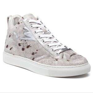 J/Slides ludlow pony hightops